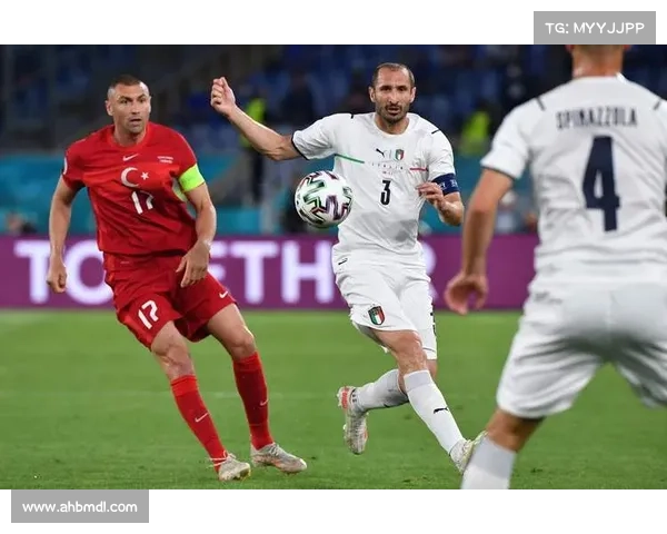 恰尔汗奥卢领衔土耳其迎战格鲁吉亚 展望两队比赛焦点与胜负走势