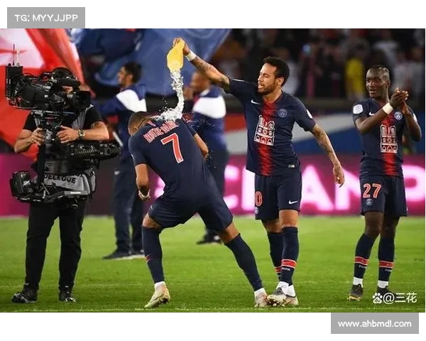 2021法甲冠军背后的深层原因与球队成功的关键因素解析