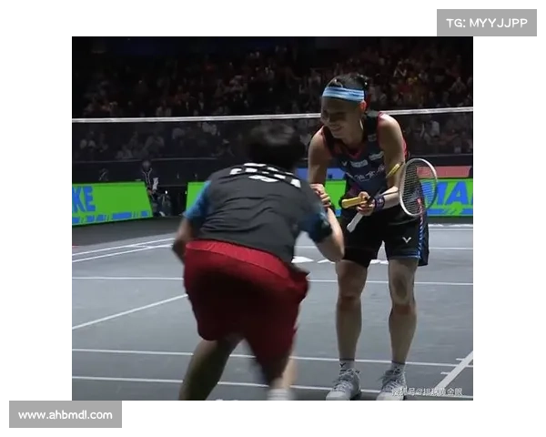 戴资颖在泰国公开赛精彩网前扑球得分展现顶级技艺助力胜利 戴资颖在泰国公开赛精彩网前扑球得分展现顶级技艺助力胜利